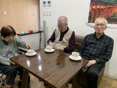 eb413b94-6cd6-42ce-b9cd-b06b04c03055