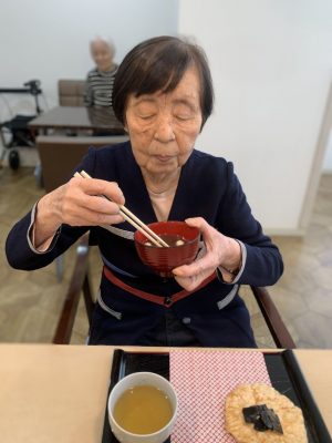 226a29c9-c78d-4c44-8823-0811bfcd30cb