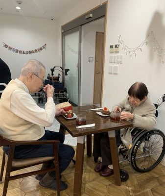 5724a124-47f2-41d4-9c90-94be659ed1c5