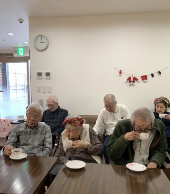 7b4b0ab7-4067-4534-89af-acbe7ceecb24