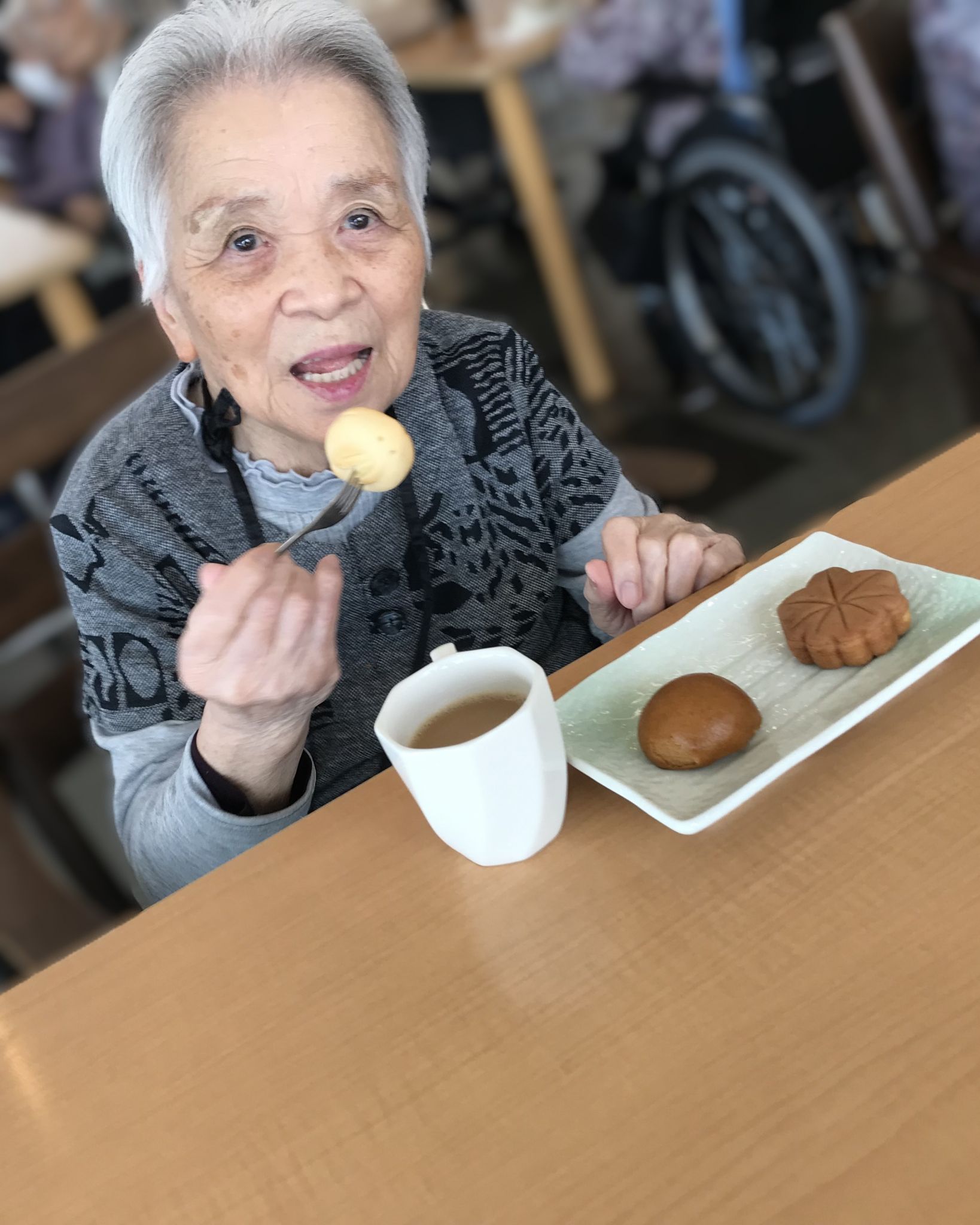 %e6%9d%91%e4%b8%8a%e6%a7%982