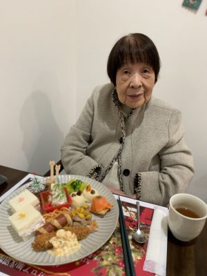 b2e028fb-fda6-4117-a443-84e052c3a339