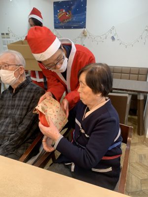 c4fad55f-37d3-4dc4-bcd6-cab997a9557b